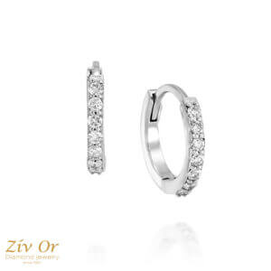 E-699 b w עגילי חישוק 0.28ct